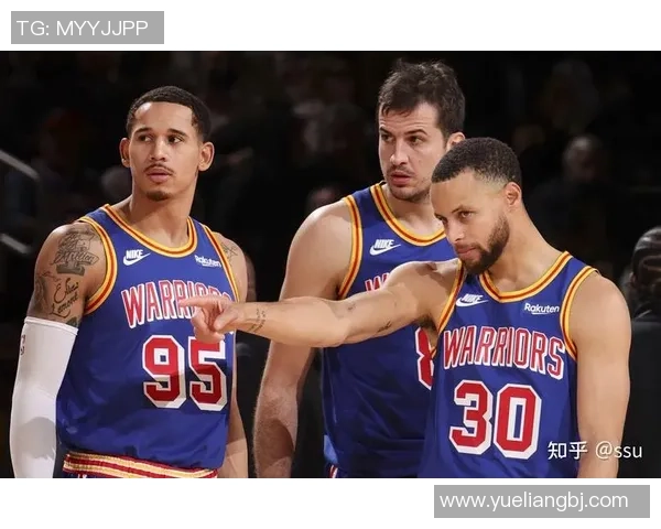 勇士与快船激战12月24日精彩对决全程回顾与分析 勇士与快船激战12月24日精彩对决全程回顾与分析