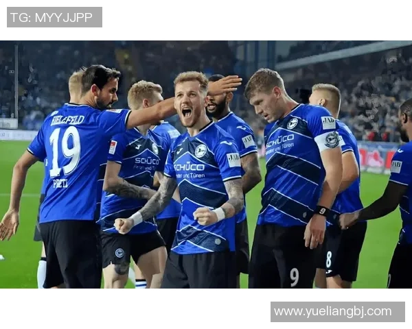 基尔与柏林联合实力分析及近期表现对比探讨